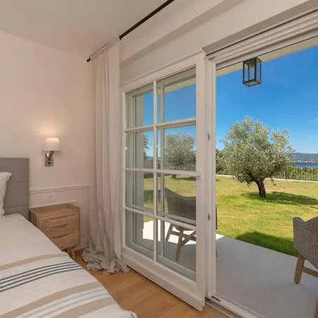 Vespera Case de vacanță Crikvenica